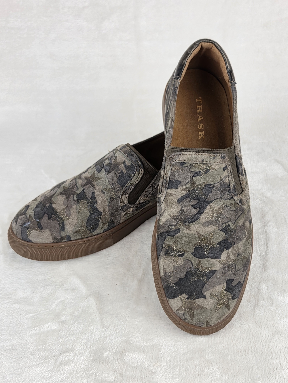 Trask Lillian Womens 9.5M Camo Star Suede Leather Slip-On‎ Sneakers India